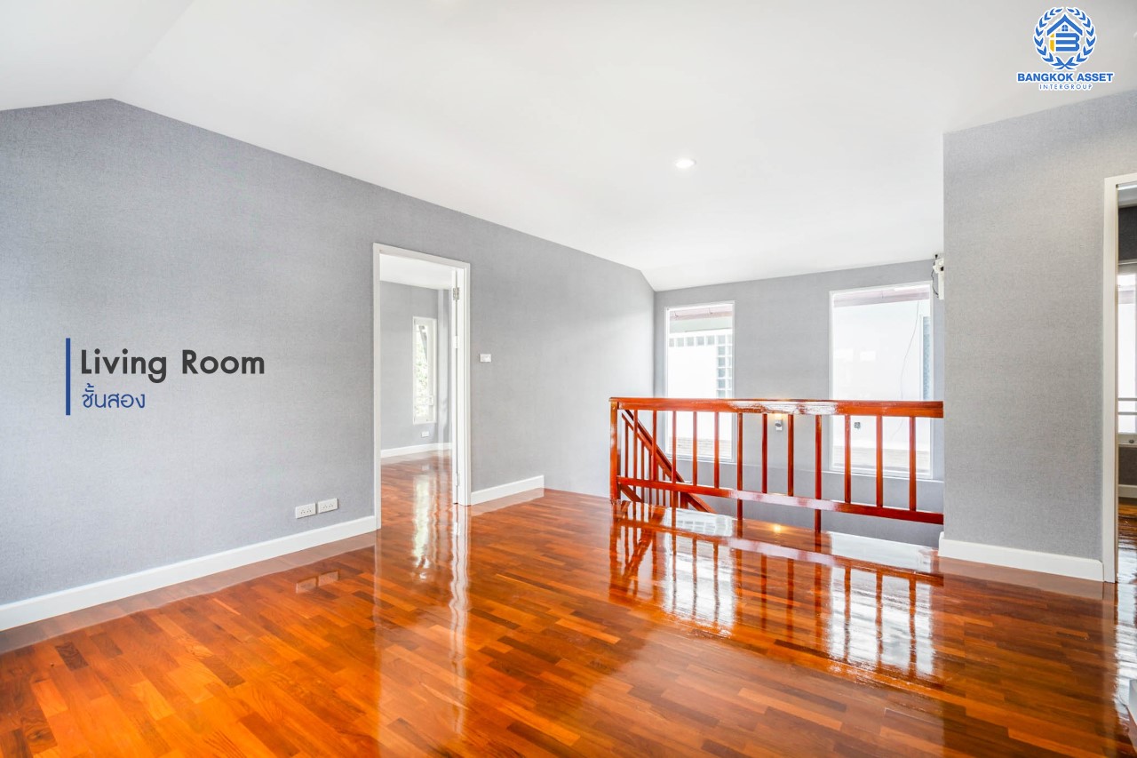 บ้านมือสองตกแต่งใหม่ ม.โนเบิล วานา วัชรพล ดีไซน์สุดโดดเด่น เนื้อที่ 65.6 ตร.ว. ฟังก์ชันจัดเต็ม 3 ห้องนอน 4 ห้องน้ำ 1 ห้องแม่บ้าน จอดรถได้ 2 คัน บนทำเลเดินทางสะดวก ใกล้เซ็นทรัลรามอินทรา, ห้าแยกวัชรพล, จุดขึ้นทางด่วน "ฉลองรัช" และรถไฟฟ้าสายสีชมพู "สถานีวัชรพล"...